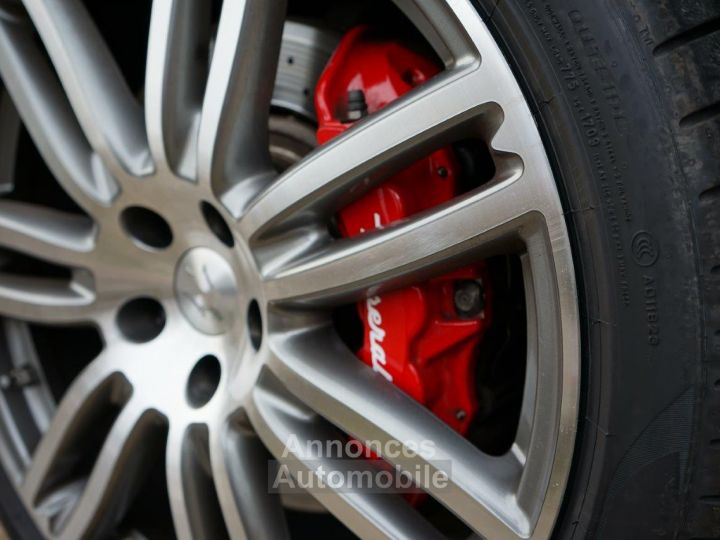 Maserati Ghibli V6 S Q4 - 1ère Main MASERATI Lyon - Pack Sport + Business + Premium + Confort + Carbone - Révisée 11/2023 - Gar. 12 Mois - 15