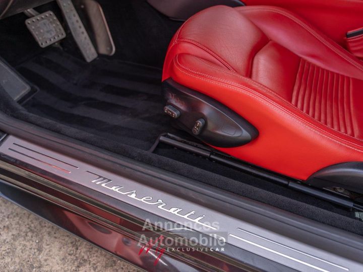 Maserati GranTurismo 4.7 S BVR - Garantie 12 Mois - Carnet Complet Et à Jour (révision Sera Faite Pour La Vente) - Très Bon Etat - Intérieur Cuir Rouge - 19