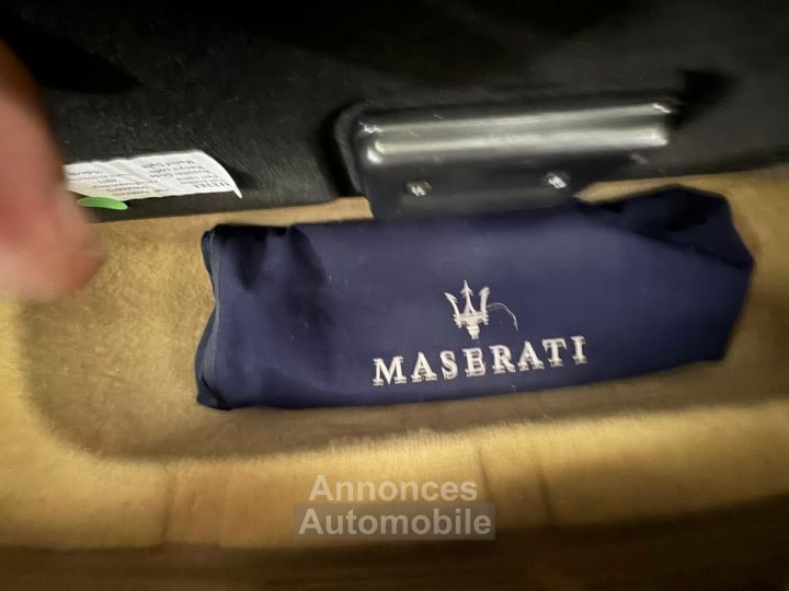 Maserati GranTurismo S V8 2010 - 12