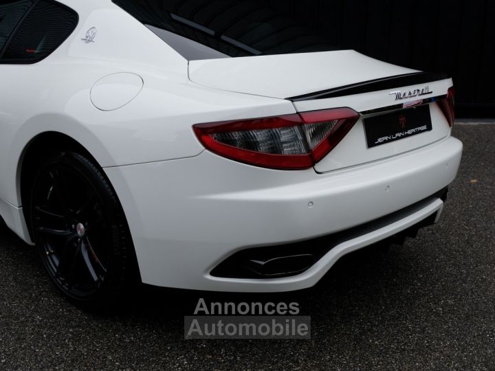 Maserati GranTurismo SPORT - 14