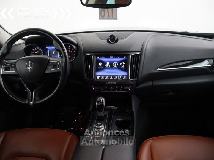 Maserati Levante S 3.0 V6 Q4 - LICHTE VRACHT LED PANODAK LUCHTVERING - 17