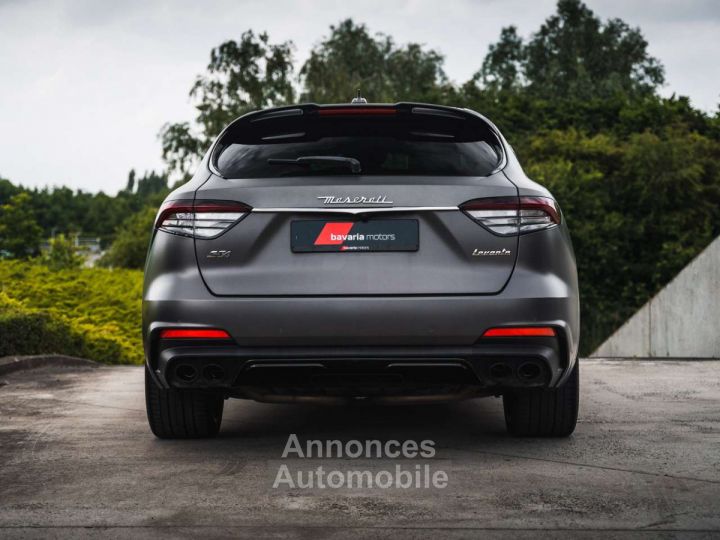 Maserati Levante S GranSport Grigio Maratea Matt Pano 360° - 6