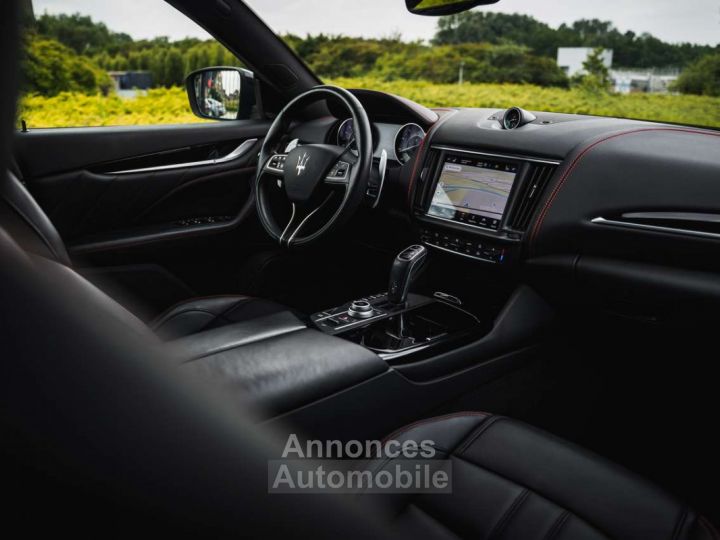 Maserati Levante S GranSport Grigio Maratea Matt Pano 360° - 24