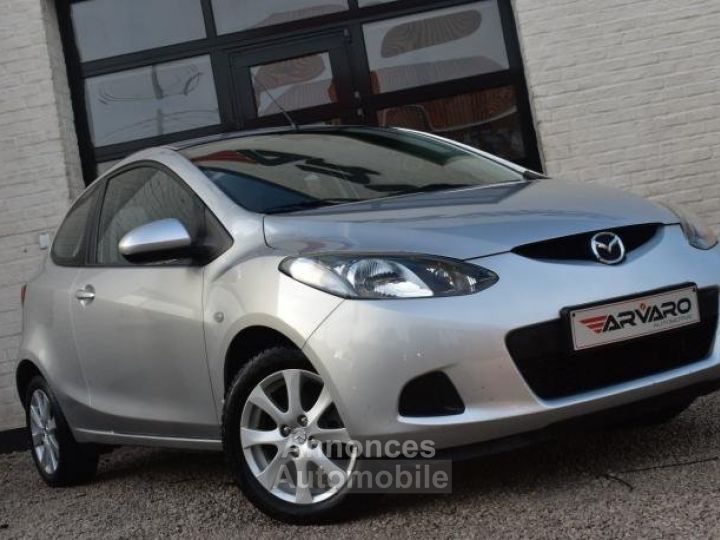 Mazda 2 1.3i Sport - 10