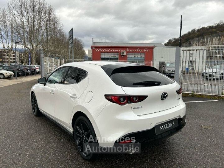 Mazda 3 2.0L e-Skyactiv-X M Hybrid 186ch BA6 Exclusive Line 5p - 4