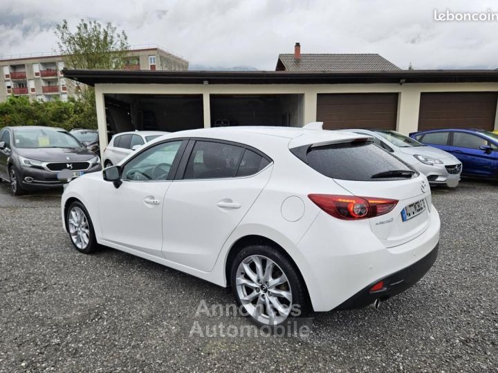 Mazda 3 III 2.2 SKYACTIV-D 150 Dynamique BVA 5p - 2