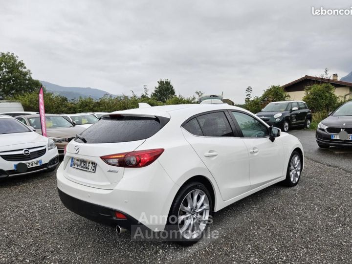 Mazda 3 III 2.2 SKYACTIV-D 150 Dynamique BVA 5p - 4