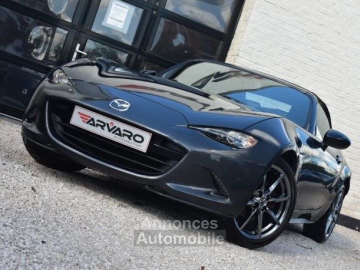 Mazda MX-5 2.0i - 10