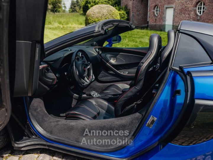 McLaren 570S Spider-Vega Blue-Xpel-Vat refundable-like new - 18