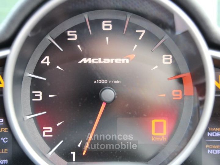 McLaren 650S Spider Laren 650 S - 22