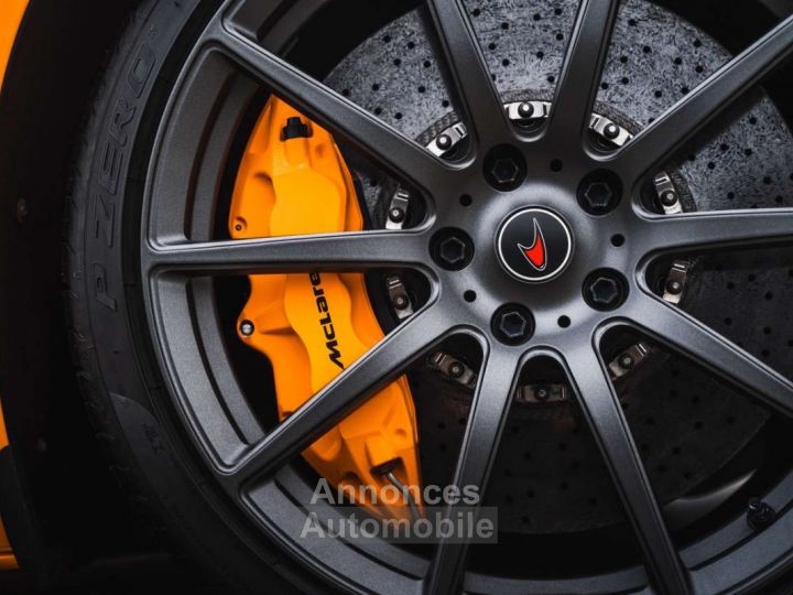 McLaren MP4-12C Belgian Vehicle Carbon - 6