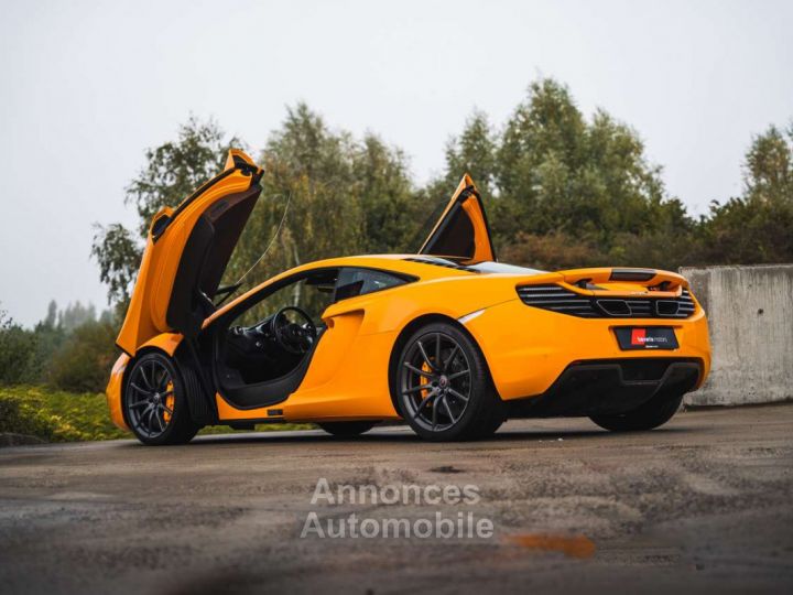 McLaren MP4-12C Belgian Vehicle Carbon - 12