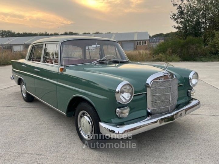 Mercedes 190 dC - 1