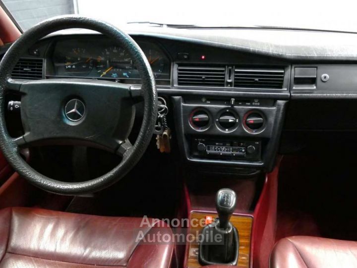 Mercedes 190 diesel - 14