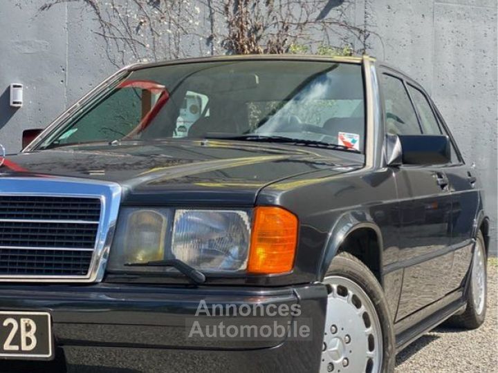 Mercedes 190 Mercedes 190e 2.5l 16S collector - 1