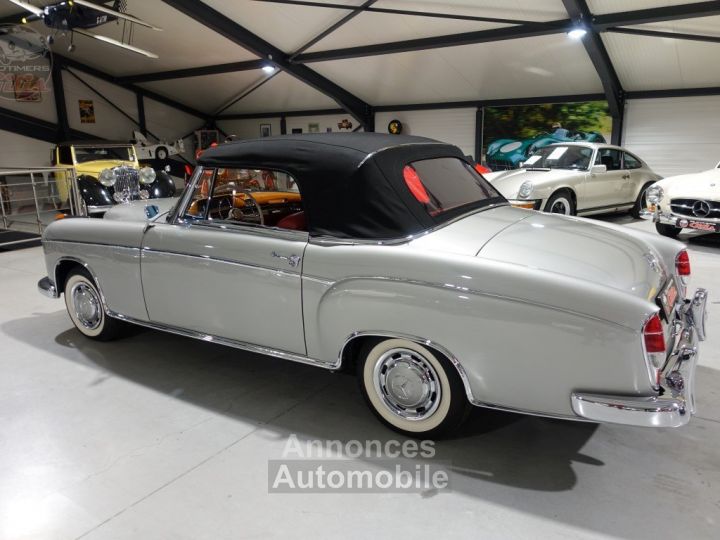 Mercedes 220 220S cabrio - 45