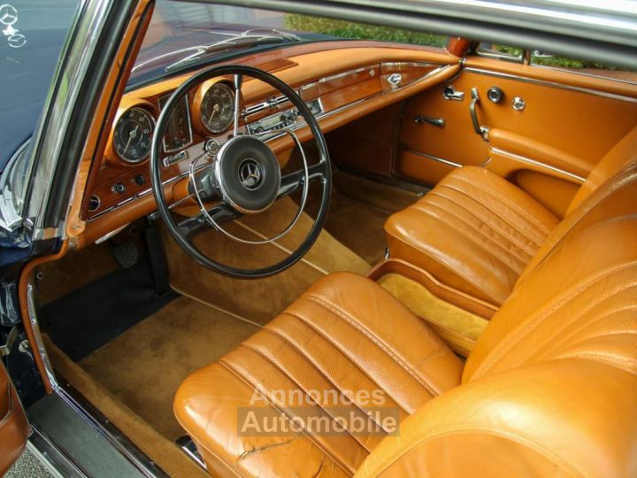 Mercedes 220 SEb C W111 Coupé Sunroof Automatic - 15