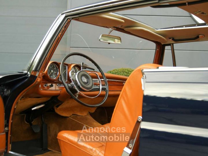 Mercedes 220 SEb C W111 Coupé Sunroof Automatic - 18