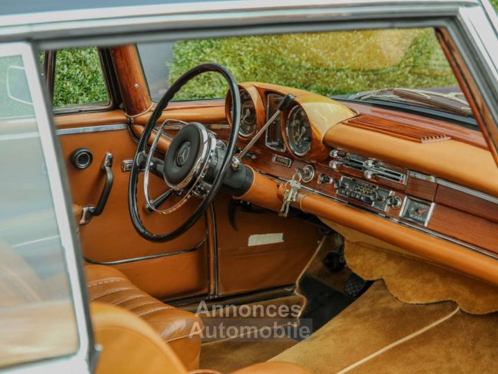 Mercedes 220 SEb C W111 Coupé Sunroof Automatic - 21