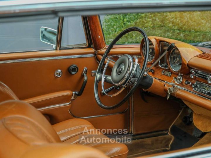 Mercedes 220 SEb C W111 Coupé Sunroof Automatic - 29