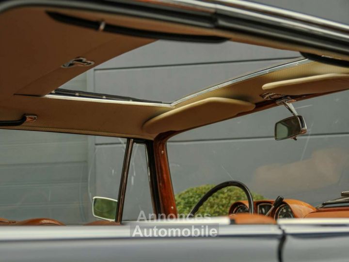 Mercedes 220 SEb C W111 Coupé Sunroof Automatic - 30