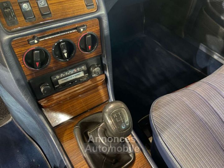 Mercedes 230 CE - 28