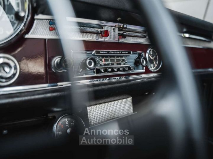 Mercedes 230 SL Pagode Purpurrot French Vehicle - 11