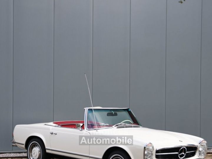 Mercedes 280 sl pagoda W113 2800 cc inline 6 cilinder 168 bhp - 10