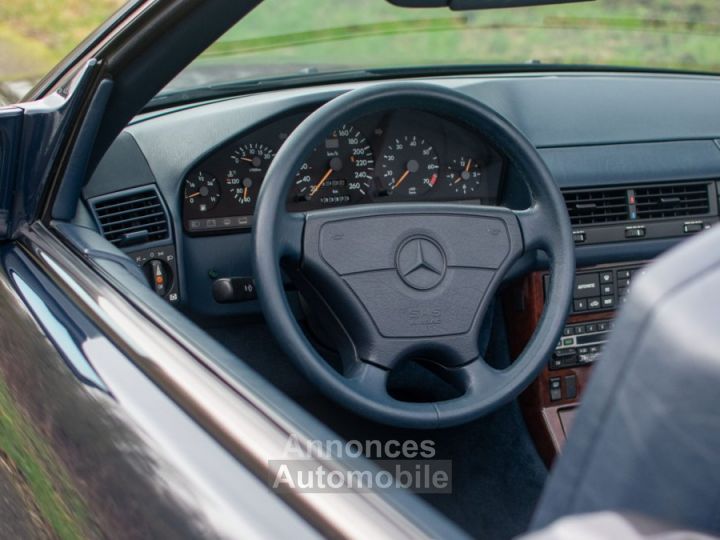 Mercedes 280 SL280 - 14