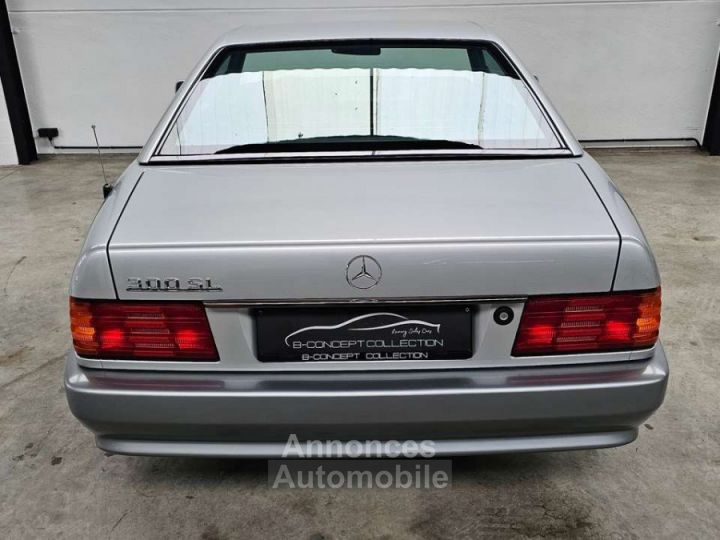 Mercedes 300 SL R 129 - 11