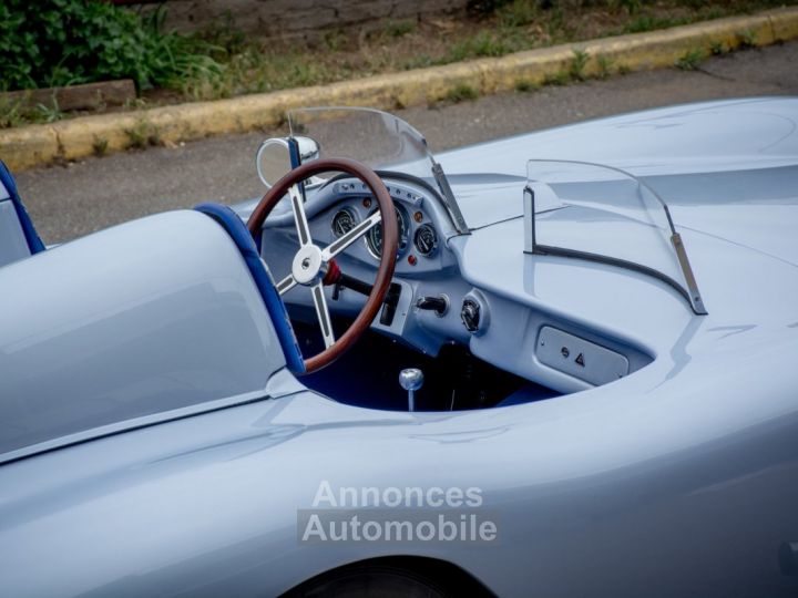 Mercedes 300 SLR replica - 1954 - 10