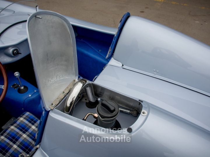 Mercedes 300 SLR replica - 1954 - 14