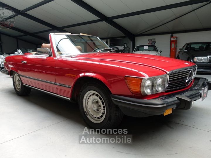 Mercedes 380 R107 380SL - 3