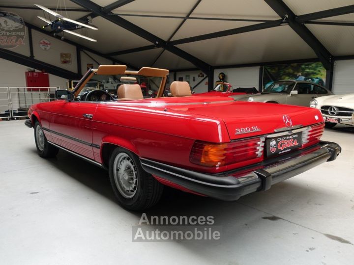 Mercedes 380 R107 380SL - 6