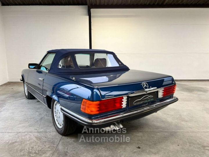 Mercedes 380 SL W107 - 5