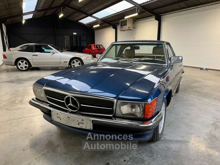 Mercedes 380 SL W107 - 6