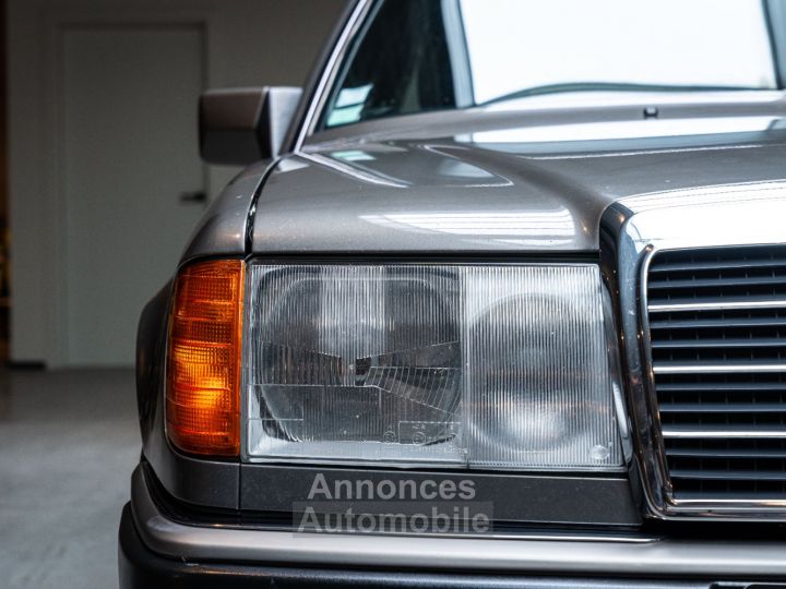 Mercedes 400 E W124 V8 - Elegance - 7