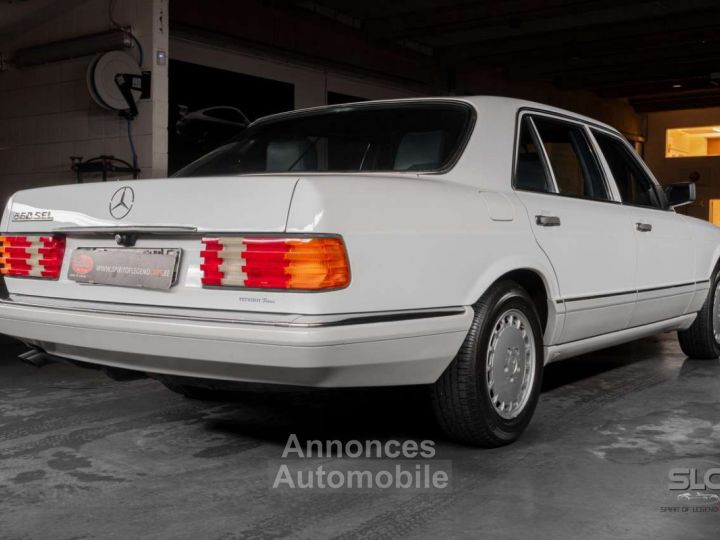 Mercedes 560 - 4