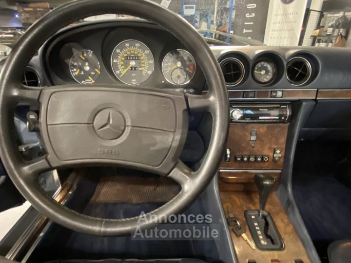 Mercedes 560 SL - 36