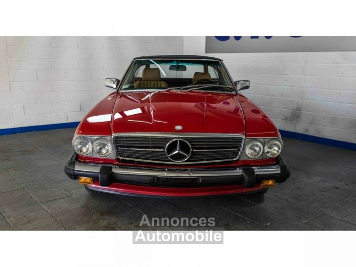 Mercedes 560 SL R107 - 3