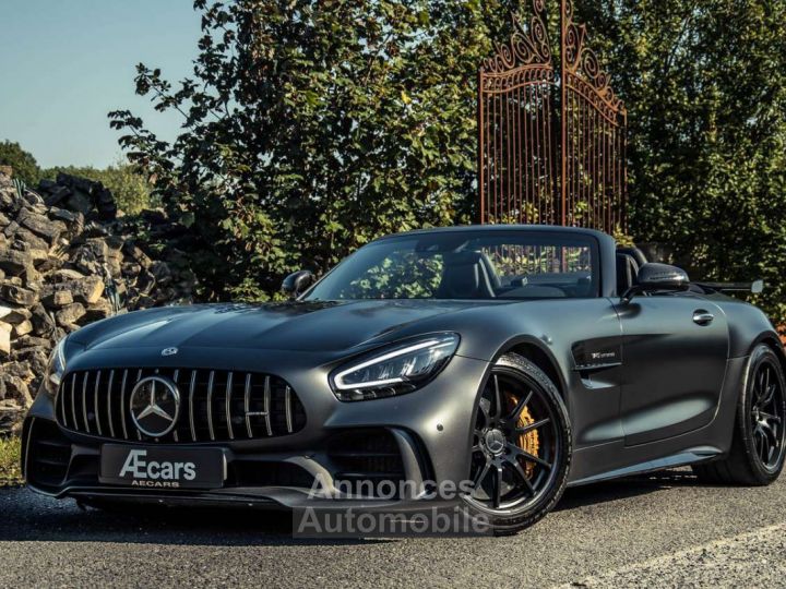 Mercedes AMG GT - 1