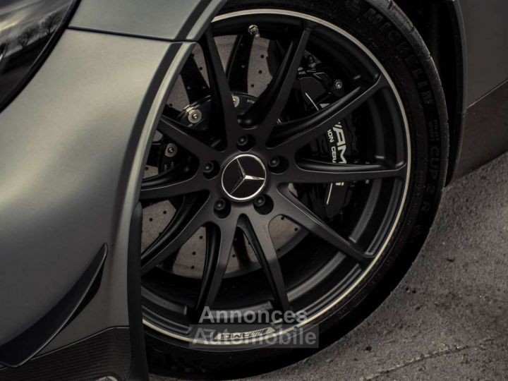 Mercedes AMG GT BLACK SERIES - 19