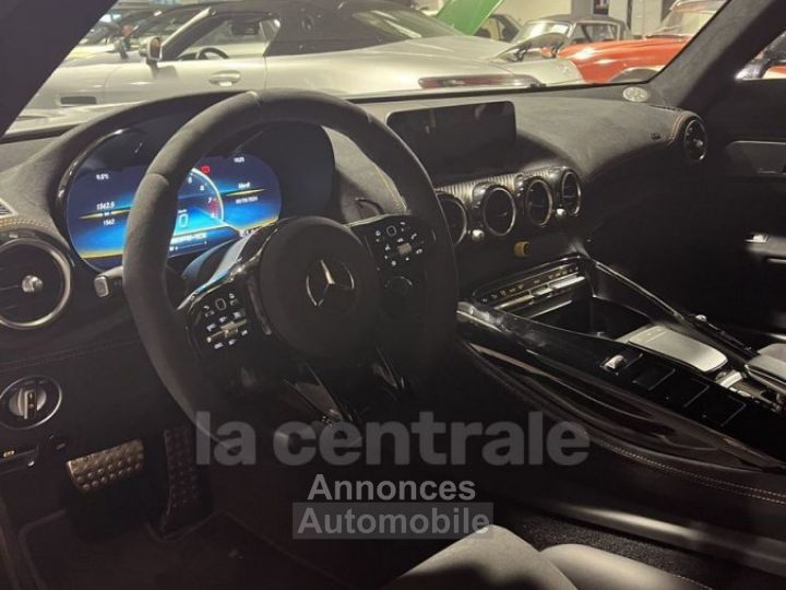 Mercedes AMG GT Black Séries - 21