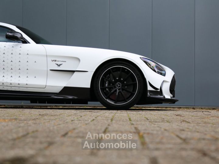 Mercedes AMG GT Black Séries 4.0L V8 producing 800 bhp - 10