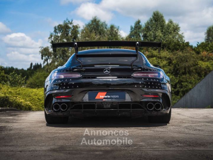 Mercedes AMG GT Black Series P One Edition 1 of 275 - 10