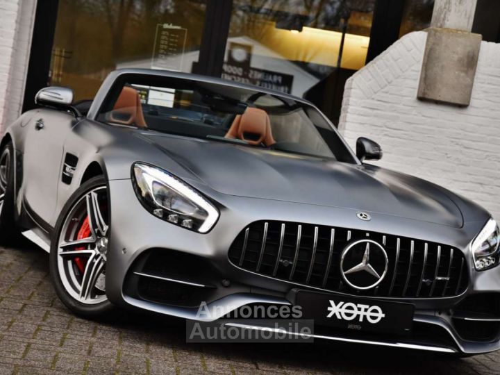 Mercedes AMG GT C 4.0 V8 BiTurbo - 2