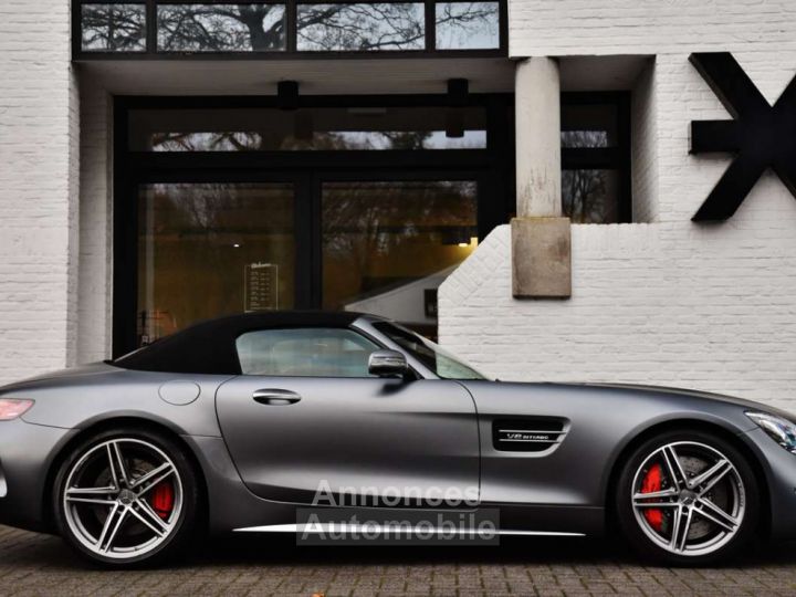 Mercedes AMG GT C 4.0 V8 BiTurbo - 15