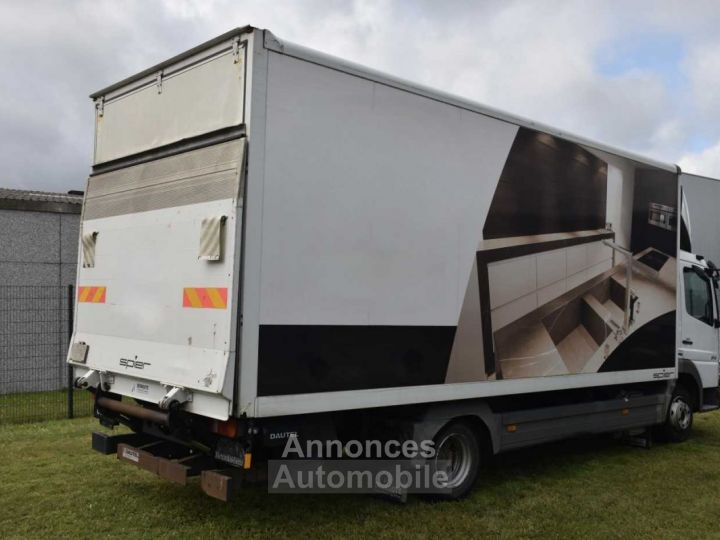 Mercedes Atego 816 Kasten Heckklappe 3 Sitz - 4