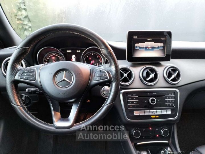 Mercedes CLA 180 d BOITE AUTO + PALETTES CUIR NAVIGATION - 15
