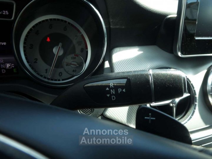 Mercedes CLA 200 AUTOMATIC-BI-XENON-PANORAMADAK-CAMERA-16BLACK - 14